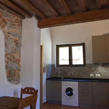 Elba Borgo Di Latrano Apartment *